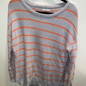 Women’s oversized sweater